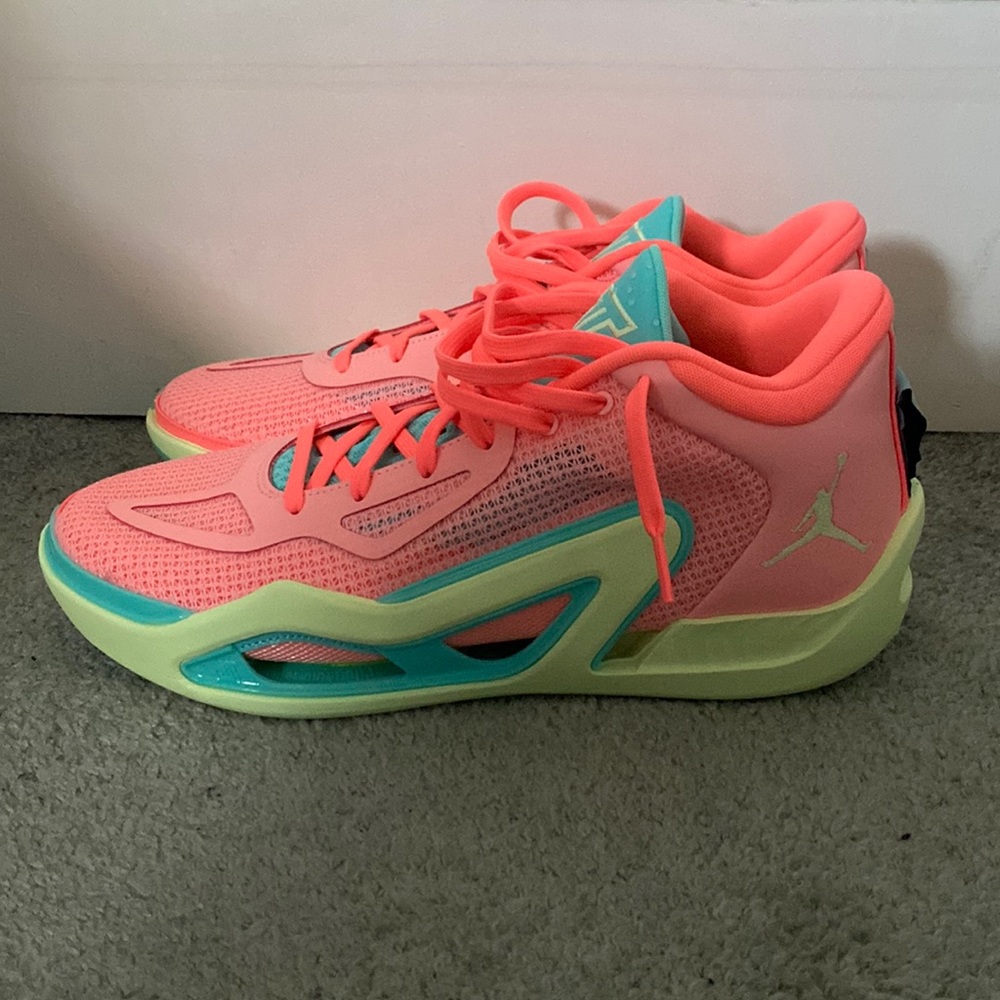 Jordan JT 1